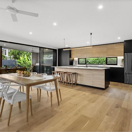 Element On Coolum Beachfront Sunshine Coast ภายนอก รูปภาพ