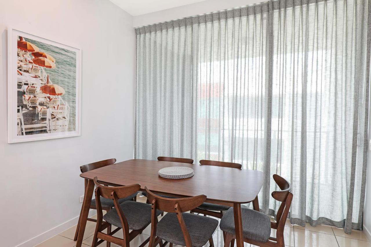 Element On Coolum Beachfront Sunshine Coast ภายนอก รูปภาพ