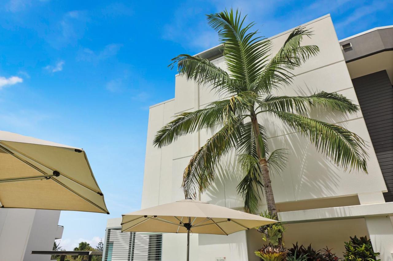 Element On Coolum Beachfront Sunshine Coast ภายนอก รูปภาพ