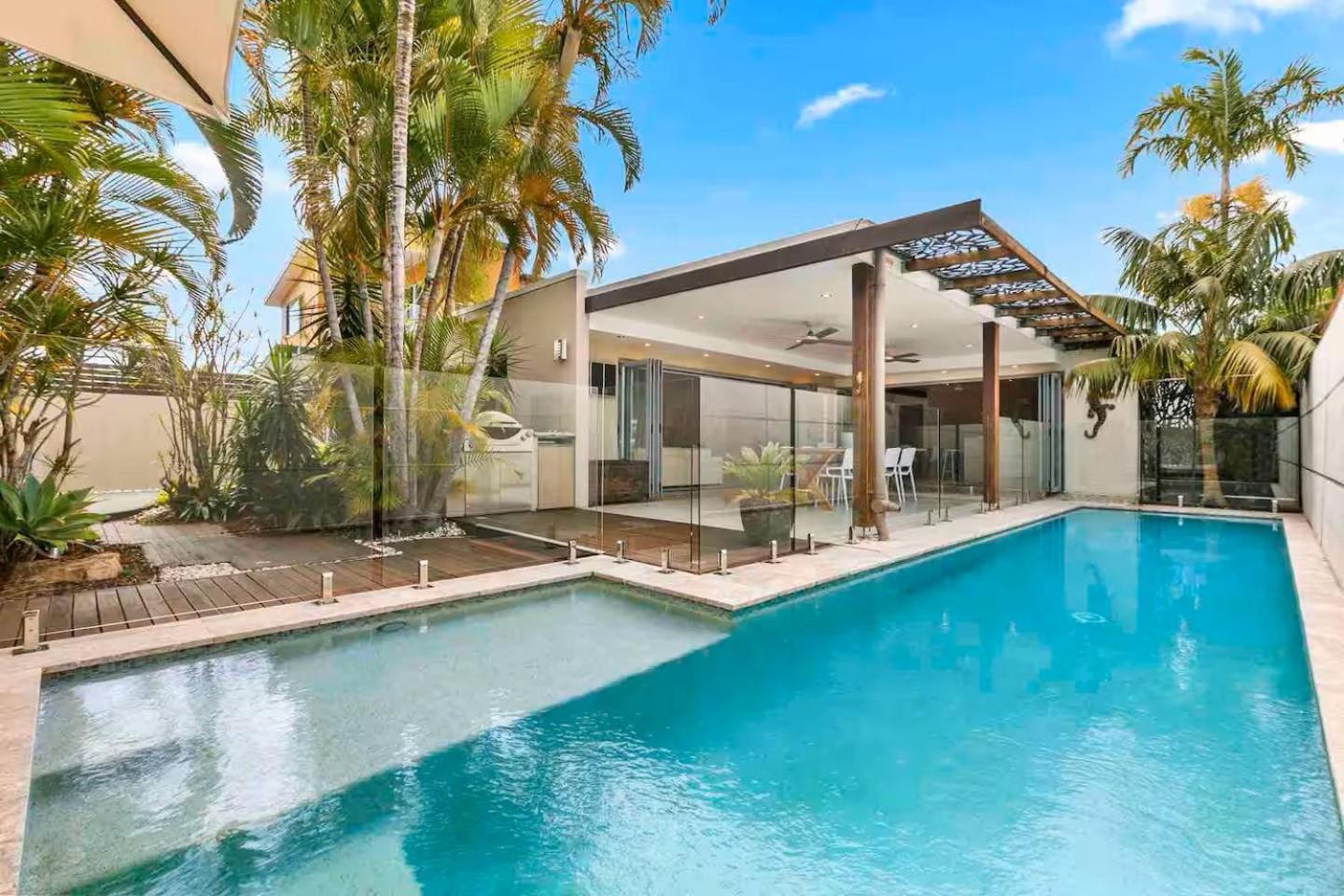 Element On Coolum Beachfront Sunshine Coast ห้อง รูปภาพ
